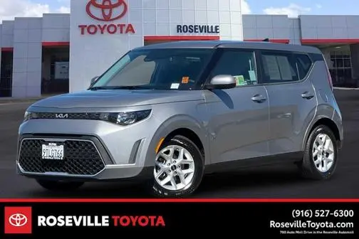 2023 Kia Soul LX FWD photo