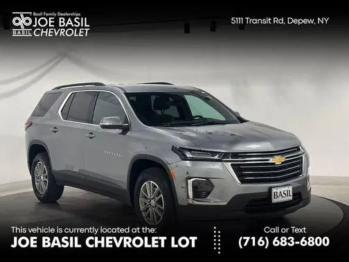 2023 Chevrolet Traverse LT Cloth FWD photo
