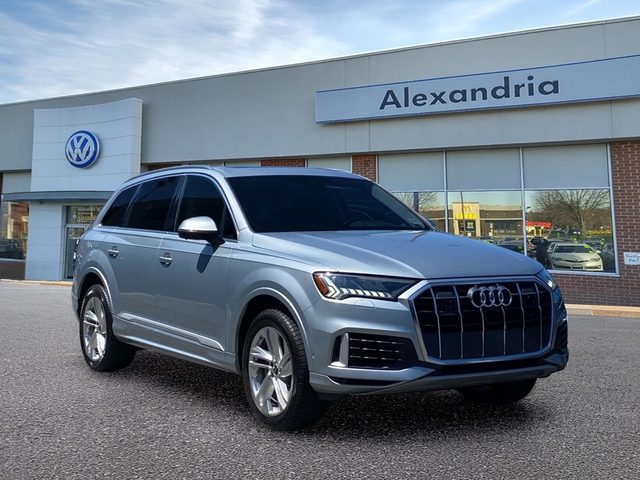 2023 Audi Q7 Premium AWD photo