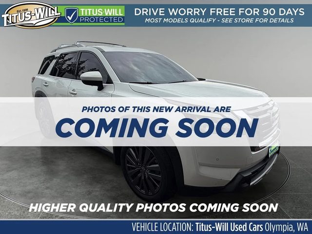 2023 Nissan Pathfinder SL 4WD photo