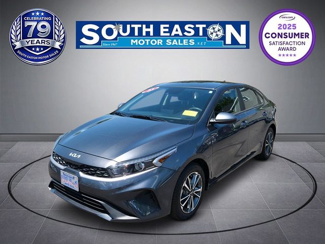 2023 Kia Forte LXS FWD photo