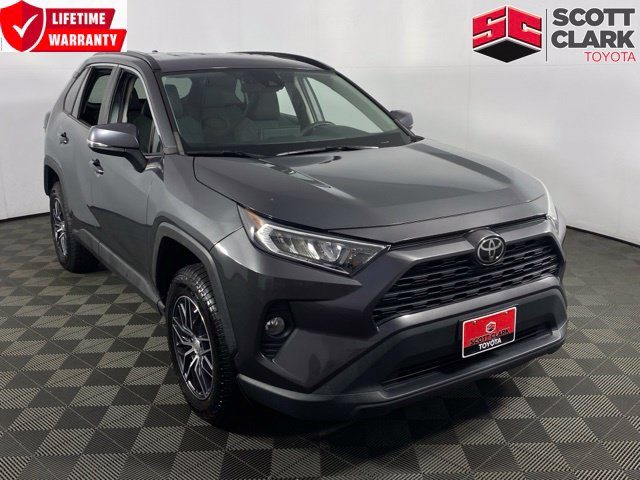 2021 Toyota RAV4 XLE AWD photo