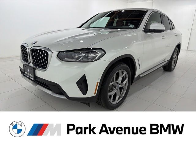 2023 BMW X4 xDrive30i AWD photo