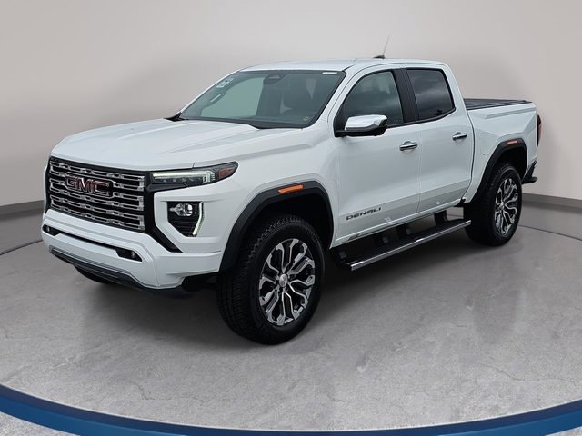 2023 GMC Canyon 4WD Denali 4WD photo