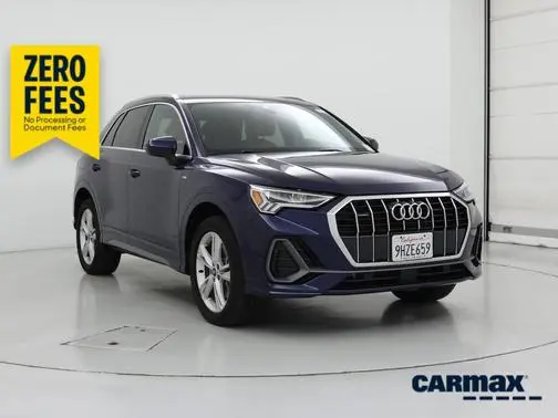 2023 Audi Q3 S line Premium AWD photo