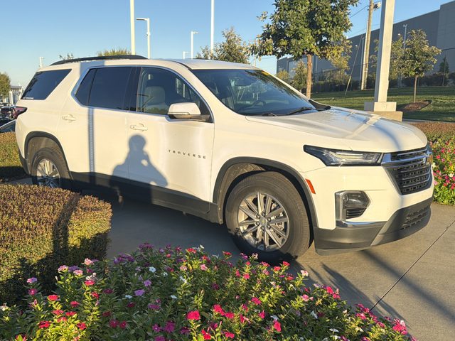 2022 Chevrolet Traverse LT Cloth FWD photo