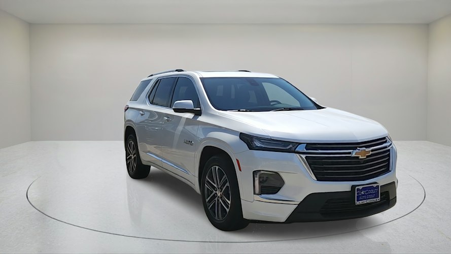 2023 Chevrolet Traverse High Country AWD photo