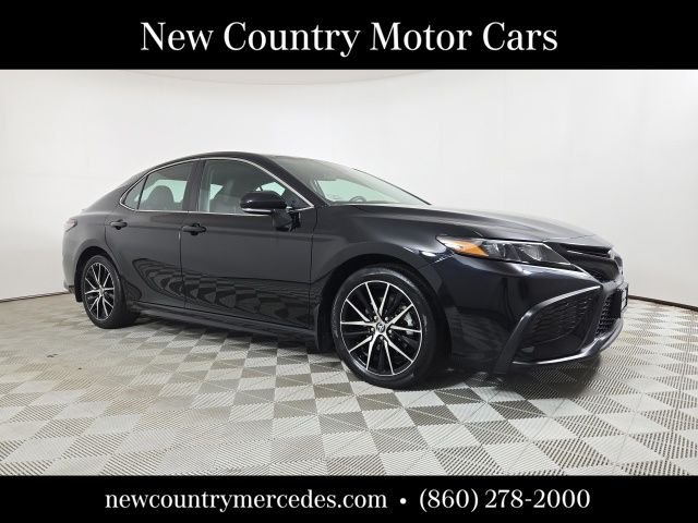 2023 Toyota Camry SE FWD photo