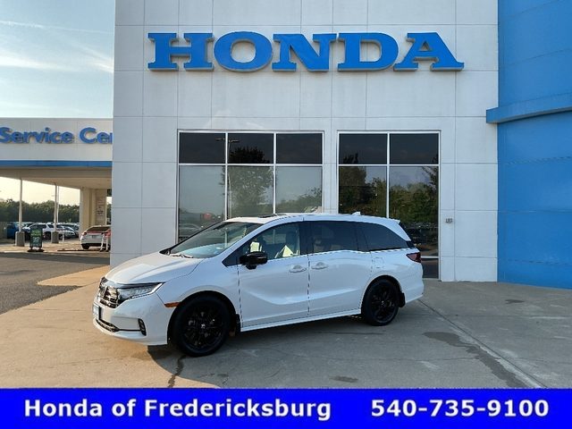 2023 Honda Odyssey Sport FWD photo