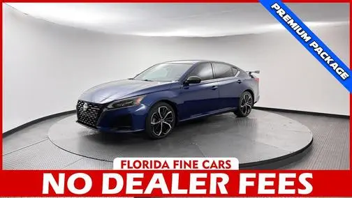 2023 Nissan Altima 2.5 SR FWD photo