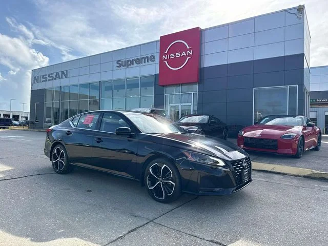 2023 Nissan Altima 2.5 SR FWD photo