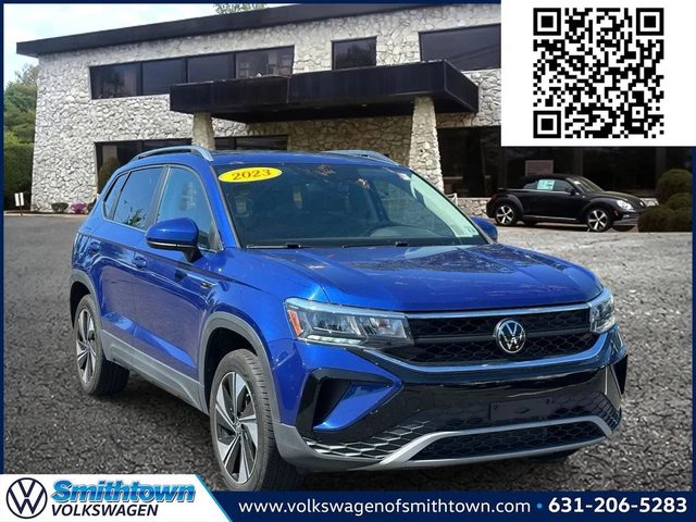 2023 Volkswagen Taos SE AWD photo