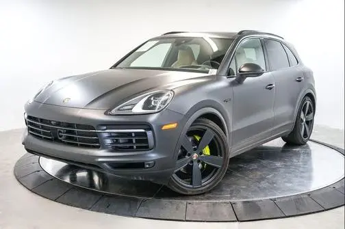 2023 Porsche Cayenne E-Hybrid AWD photo