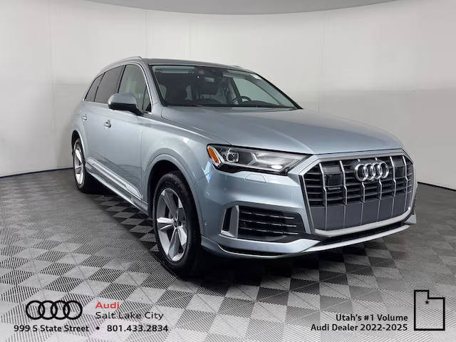 2023 Audi Q7 Premium AWD photo