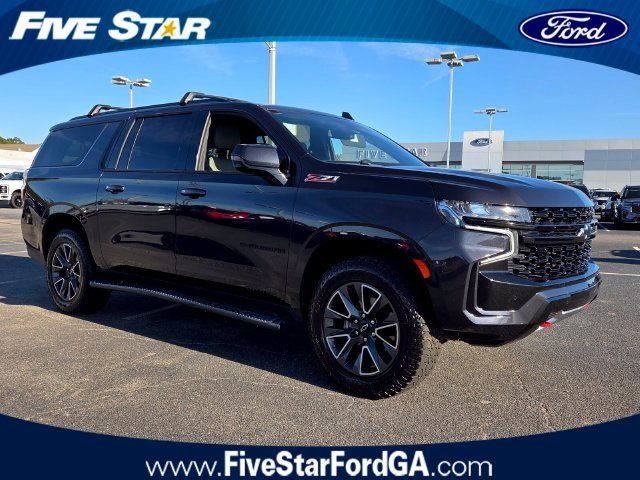 2023 Chevrolet Suburban Z71 4WD photo