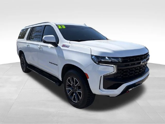 2023 Chevrolet Suburban Z71 4WD photo