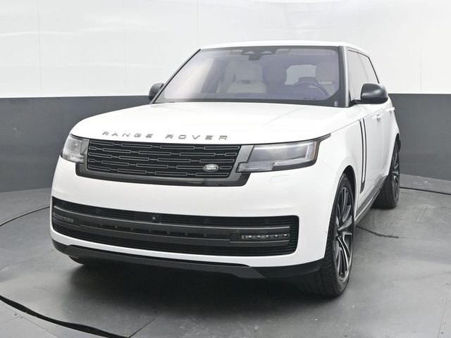 2023 Land Rover Range Rover SE AWD photo