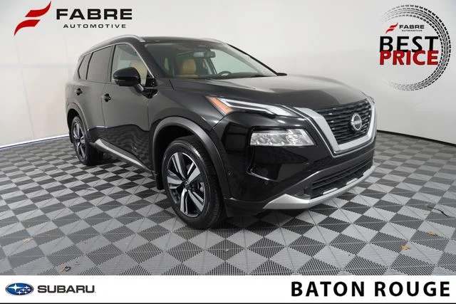 2023 Nissan Rogue Platinum FWD photo
