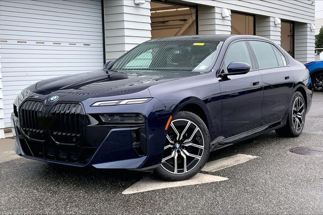 2023 BMW 7 Series 760i xDrive AWD photo