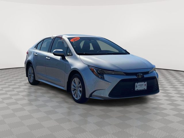 2023 Toyota Corolla LE FWD photo