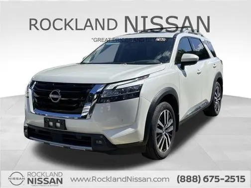2023 Nissan Pathfinder Platinum 4WD photo