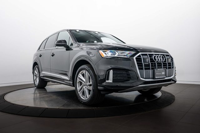 2023 Audi Q7 Premium AWD photo