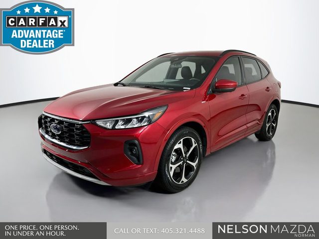 2023 Ford Escape ST-Line Select AWD photo