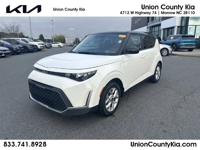 2023 Kia Soul S FWD photo