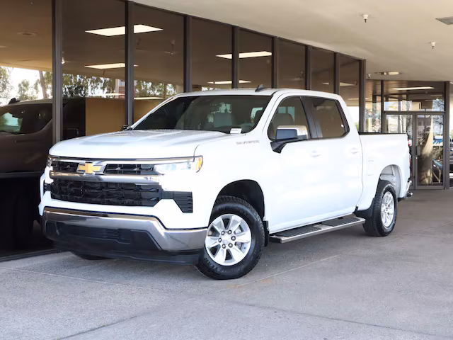 2023 Chevrolet Silverado 1500 LT RWD photo