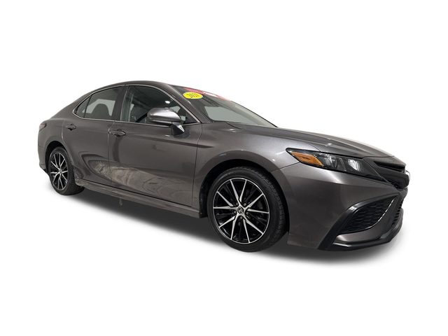 2021 Toyota Camry SE FWD photo