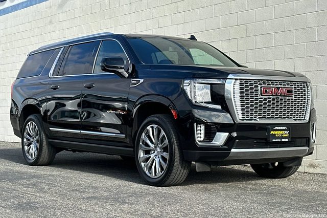 2023 GMC Yukon XL Denali RWD photo