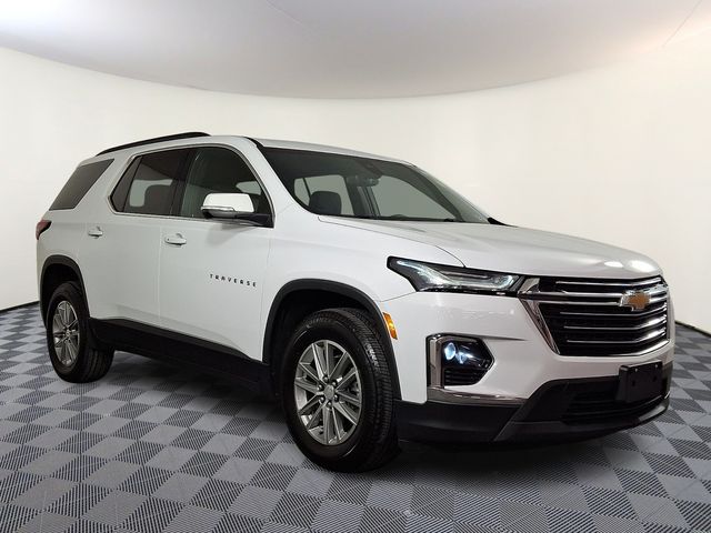 2023 Chevrolet Traverse LT Cloth AWD photo
