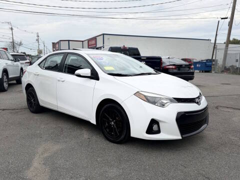 2015 Toyota Corolla S Plus FWD photo