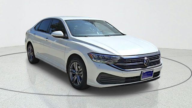 2023 Volkswagen Jetta SE FWD photo
