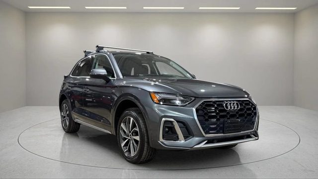 2023 Audi Q5 S line Premium Plus AWD photo