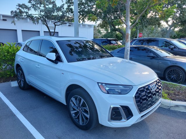 2023 Audi Q5 S line Premium Plus AWD photo