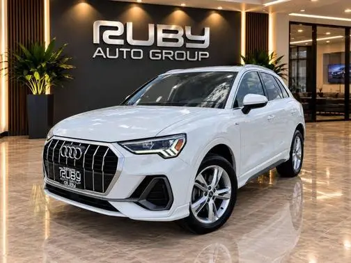 2023 Audi Q3 S line Premium Plus AWD photo
