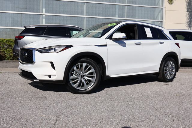 2023 Infiniti QX50 LUXE FWD photo