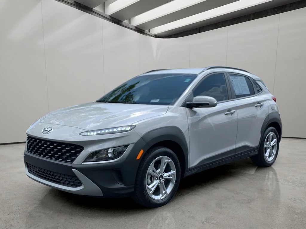 2023 Hyundai Kona SEL FWD photo