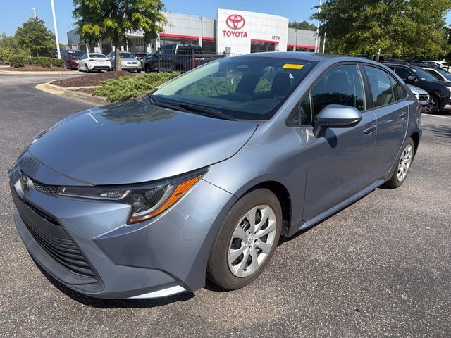 2023 Toyota Corolla LE FWD photo