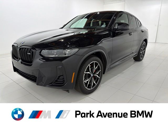 2023 BMW X4 M40i AWD photo