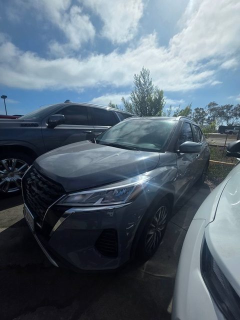 2023 Nissan Kicks SV FWD photo