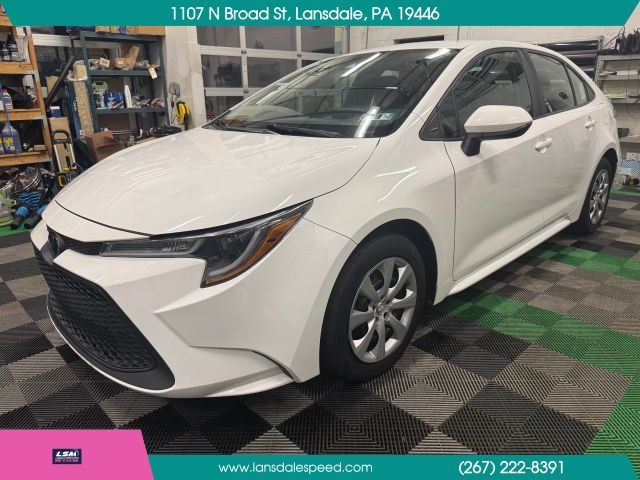 2021 Toyota Corolla LE FWD photo