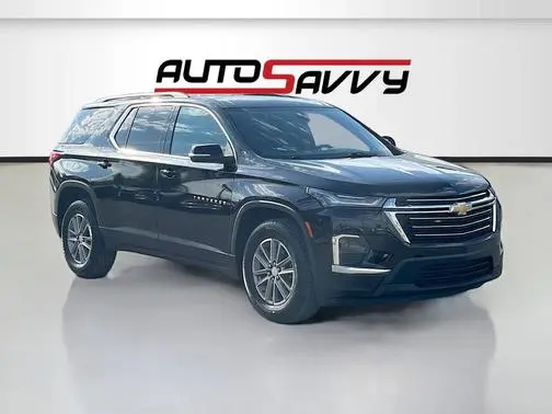2023 Chevrolet Traverse LT Cloth FWD photo