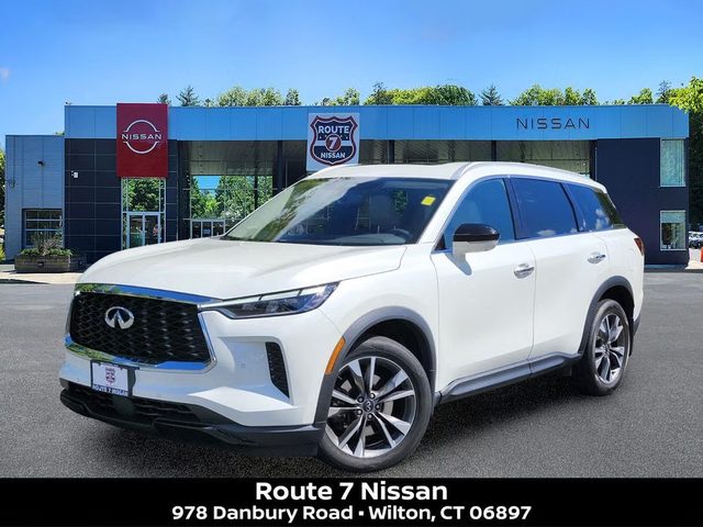 2023 Infiniti QX60 LUXE AWD photo