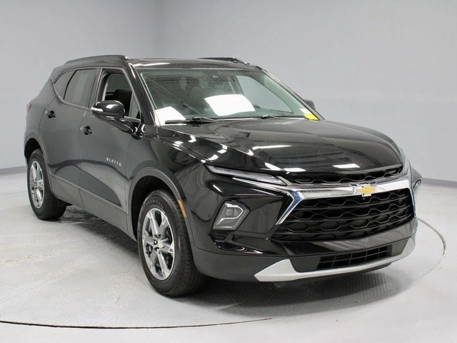 2023 Chevrolet Blazer LT FWD photo