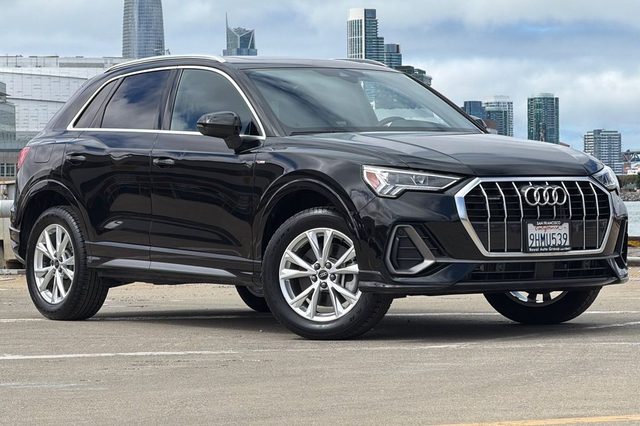 2023 Audi Q3 S line Premium AWD photo