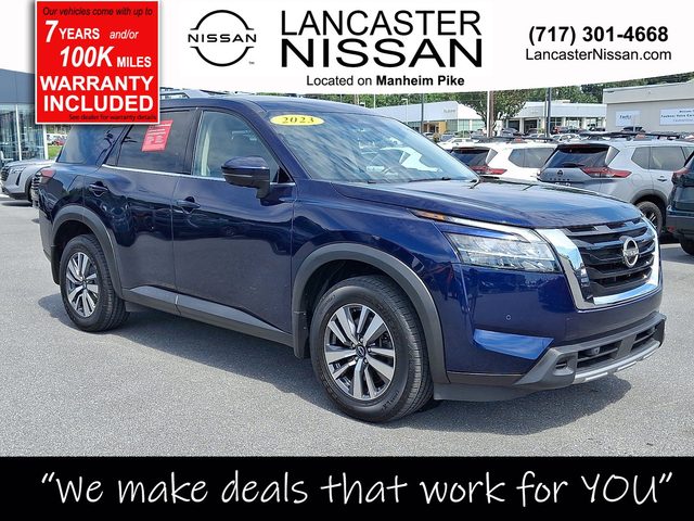 2023 Nissan Pathfinder SL 4WD photo
