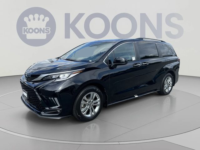 2023 Toyota Sienna XSE AWD photo