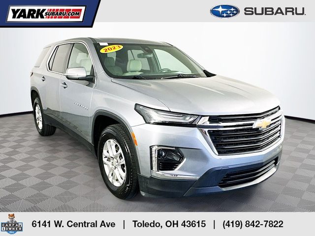 2023 Chevrolet Traverse LS FWD photo